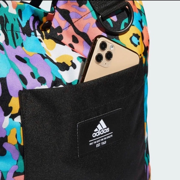 adidas Unisex Training EVERYDAY TOTE BAG Collection Zip pocket Floral Print - Picture 5 of 5